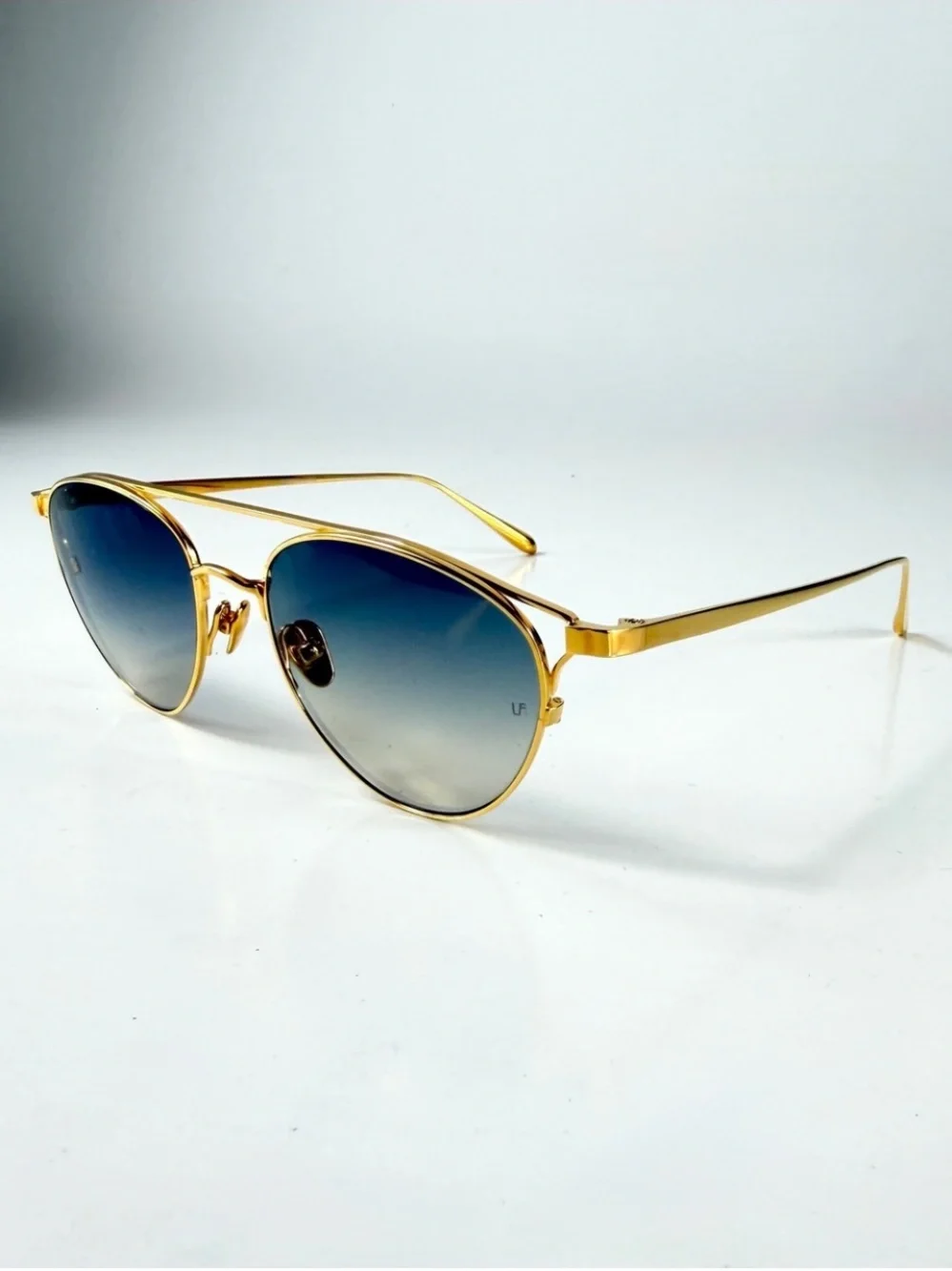 Linda Farrow Omar Aviator Sunglasses Gold Blue LFL804 C7 Titanium NWT Full Set